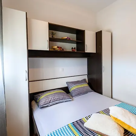 Anita Apartment