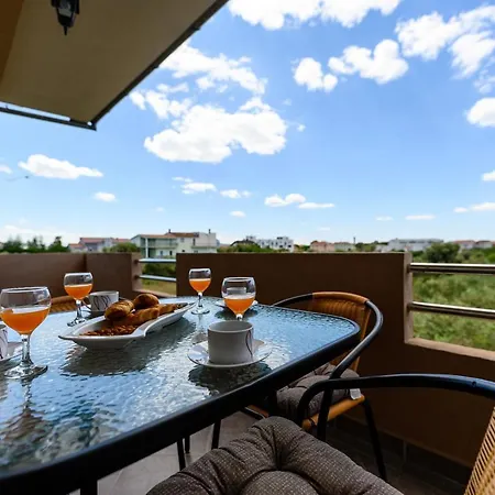 安尼塔公寓 公寓 比比涅