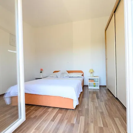 Anita Apartament Bibinje